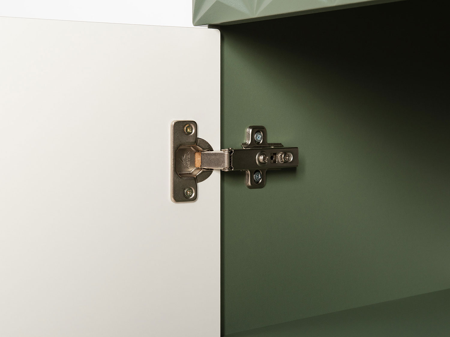 Шкаф-витрина Марион 16.397.01, Дымчатый зеленый / Олива шагрень купить в Москве