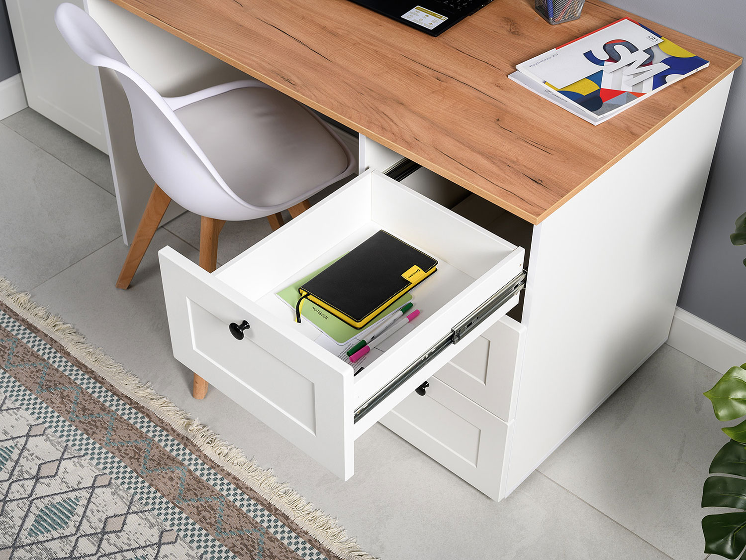 Стол письменный Остин 12.159, Белый шагрень/Дуб Золотой CRAFT купить в Москве