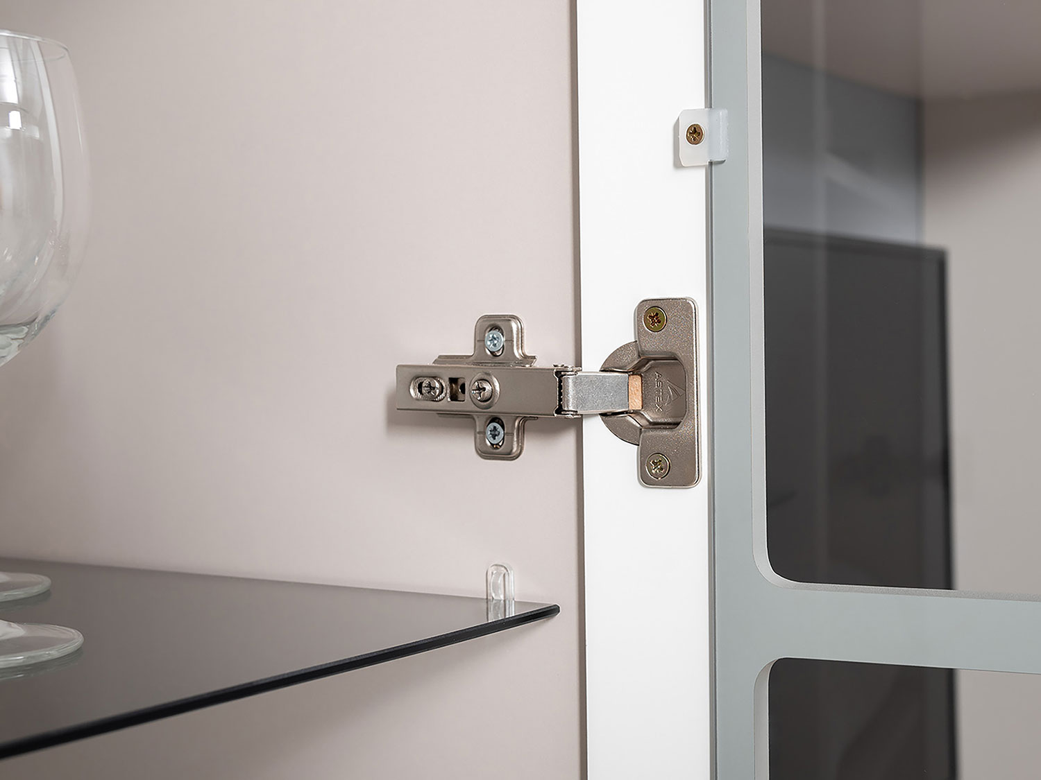 Шкаф-витрина Ричфорд 16.396 купить в Москве