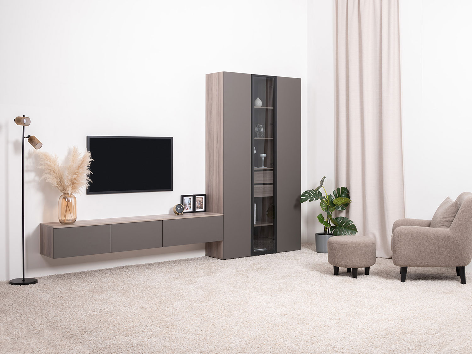 Тумба под ТВ Роквуд 16.54.01, Эмили Блаш + Графит мягкая шагрень купить в Москве