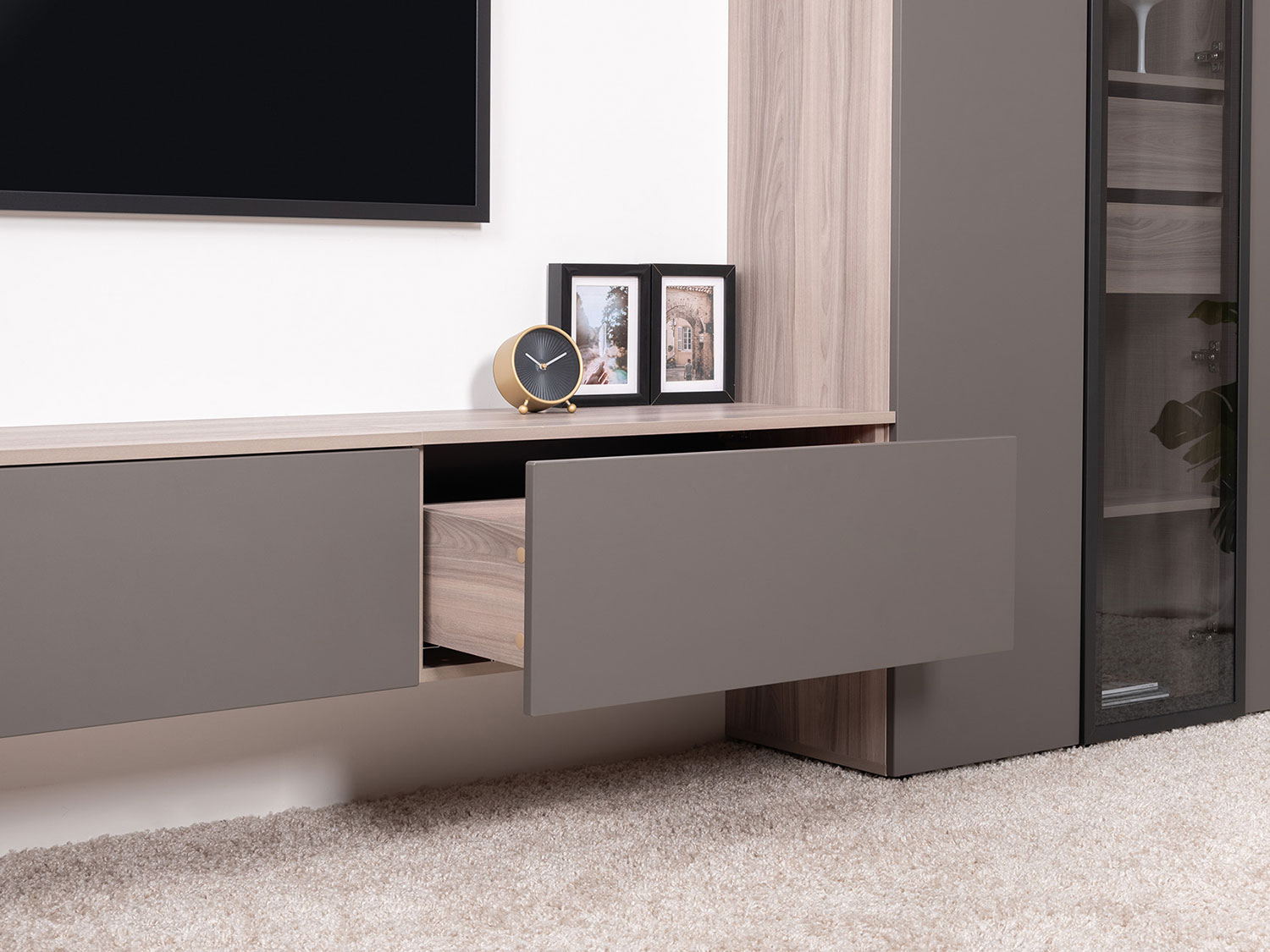 Тумба под ТВ Роквуд 16.54.01, Эмили Блаш + Графит мягкая шагрень купить в Москве