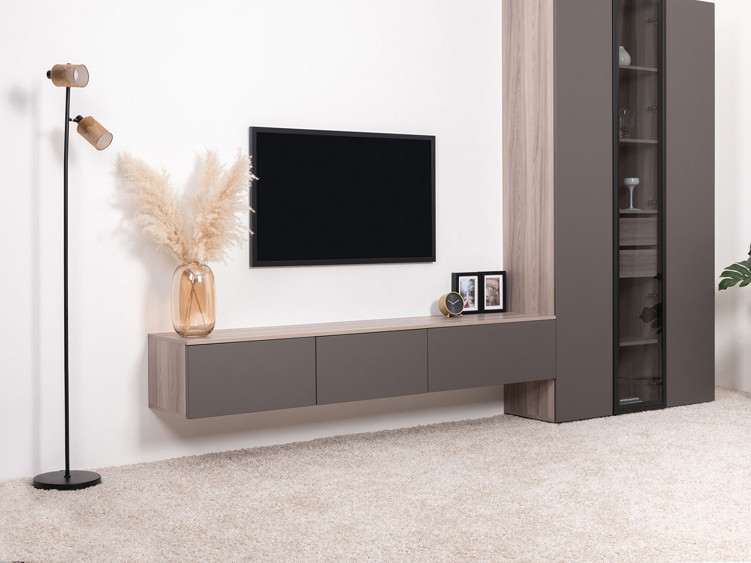 Тумба под ТВ Роквуд 16.54.02, Эмили Блаш + Графит мягкая шагрень купить в Москве