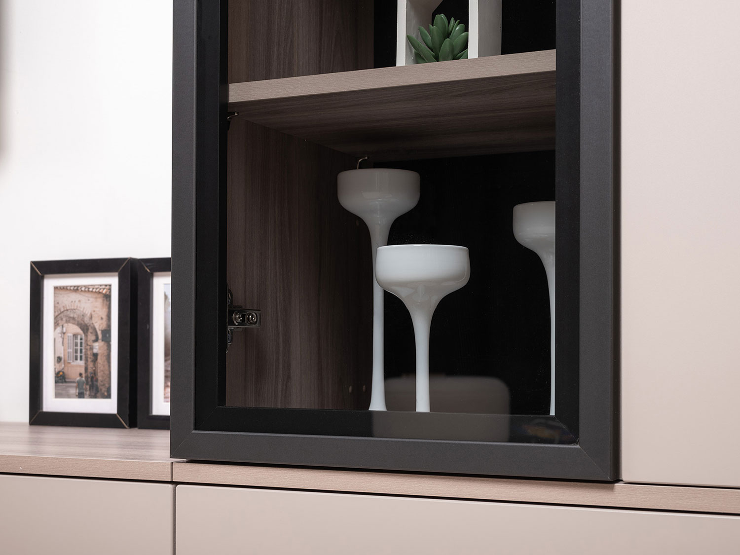 Шкаф-витрина навесной Роквуд 16.322.02 купить в Москве