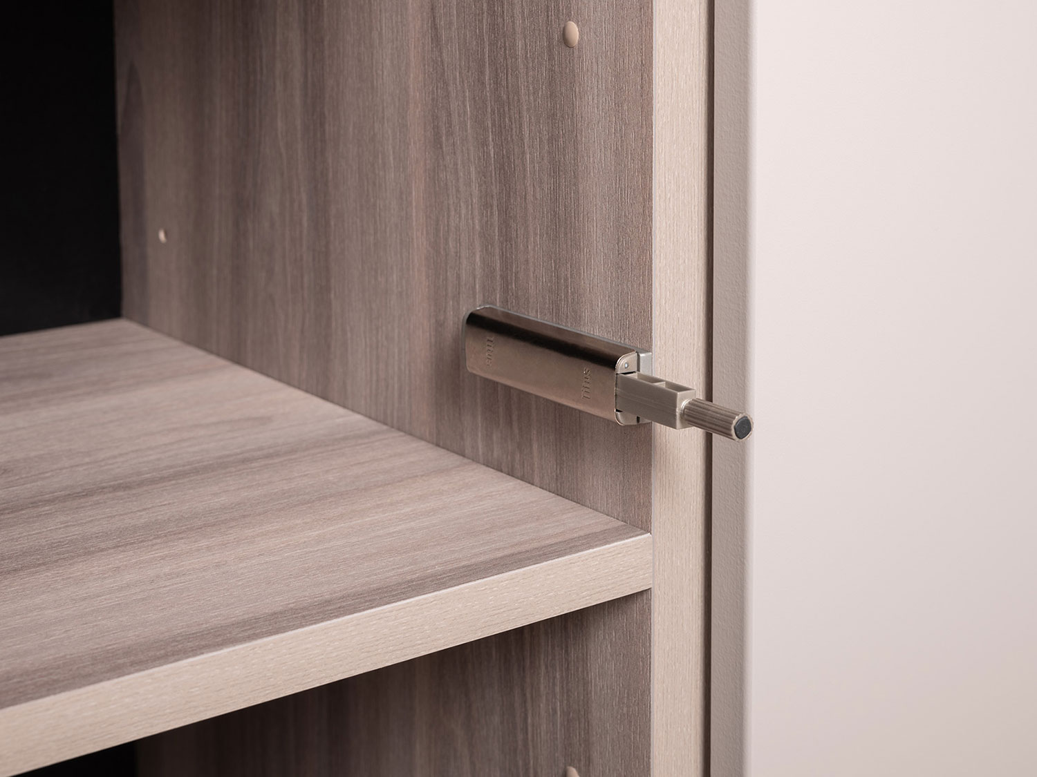 Шкаф-витрина навесной Роквуд 16.322.02 купить в Москве