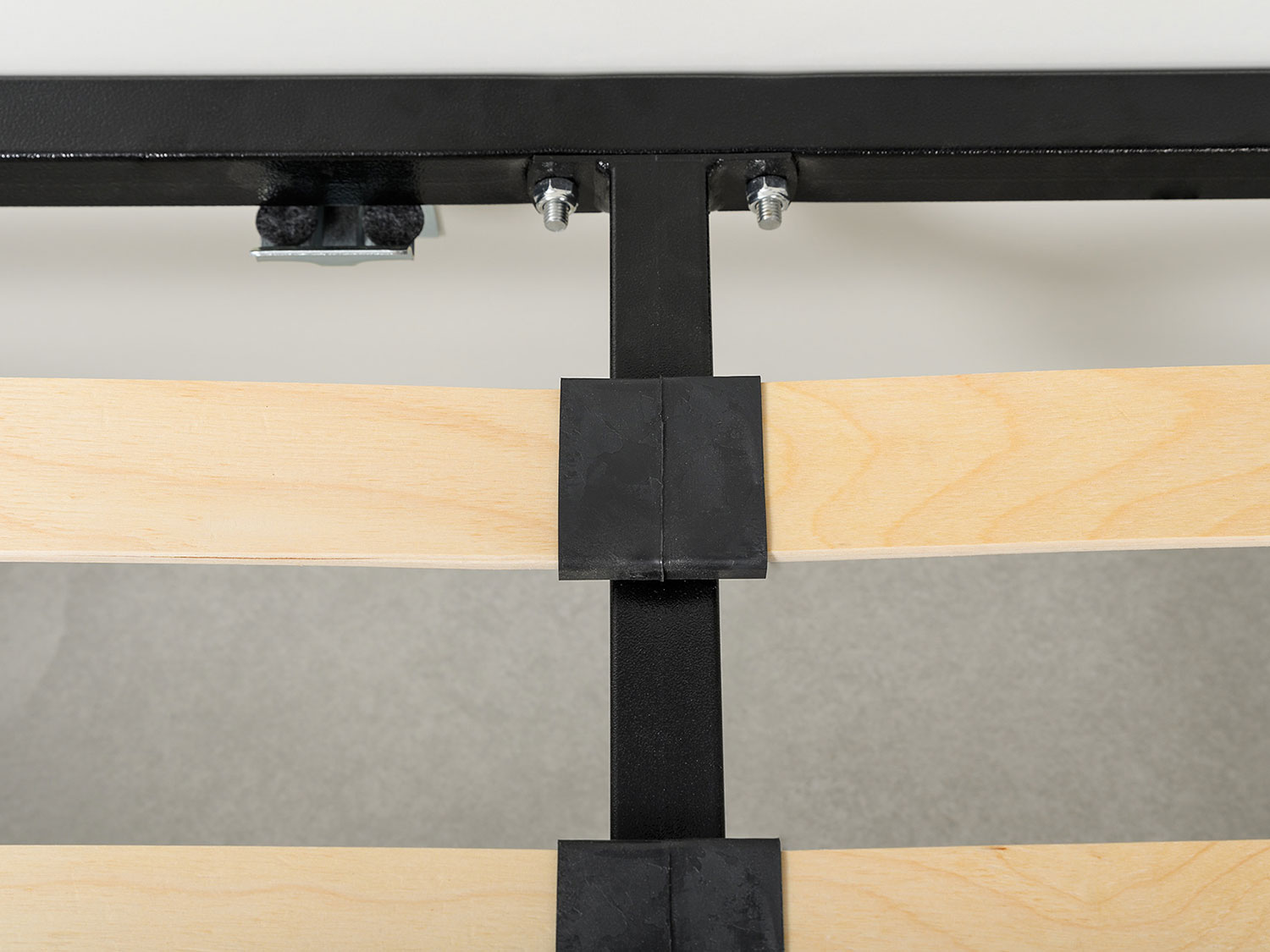 Кровать Эйр 11.46.01 с ортопедическим основанием (1200), белый шагрень купить в Москве