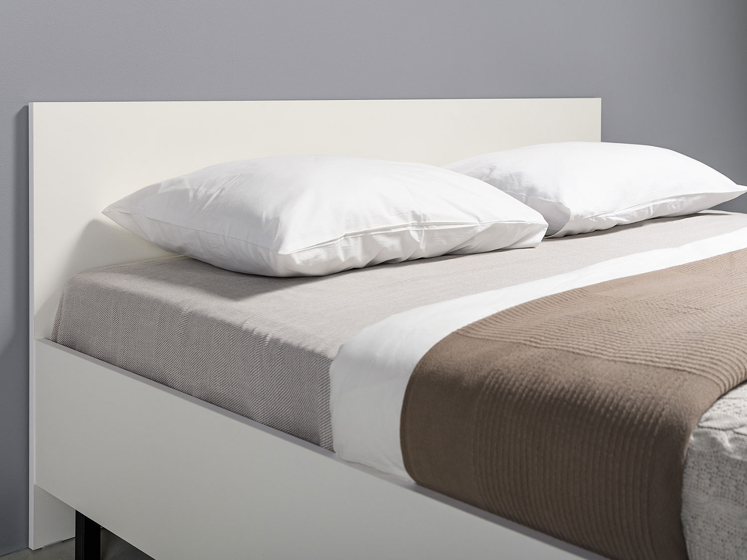 Кровать Эйр 11.46.02 с ортопедическим основанием (1600), белый шагрень купить в Москве