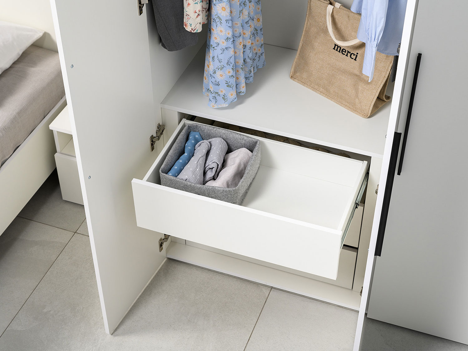 Шкаф комбинированный Эйр 13.182, белый шагрень купить в Москве