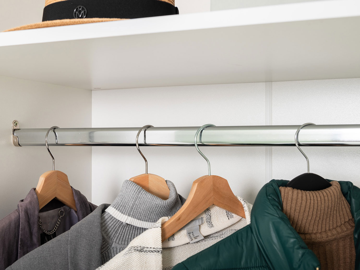 Шкаф для одежды Эйр 13.341, белый шагрень купить в Москве