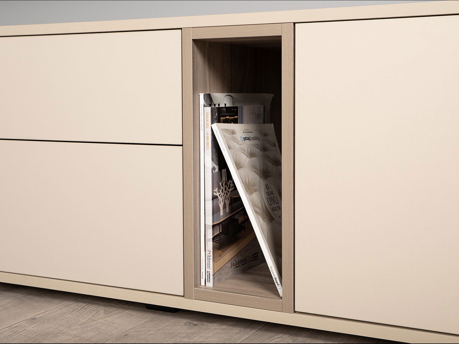 Тумба под ТВ Тайл 16.62 купить в Москве